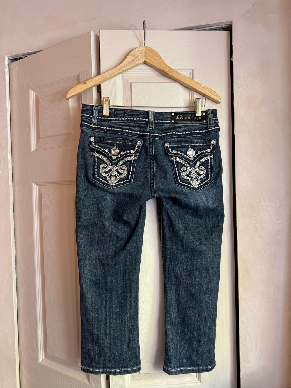 L.A. Idol USA | Dark Wash | Rhinestone | Capri Jeans | Size 7 | Y2K Bling